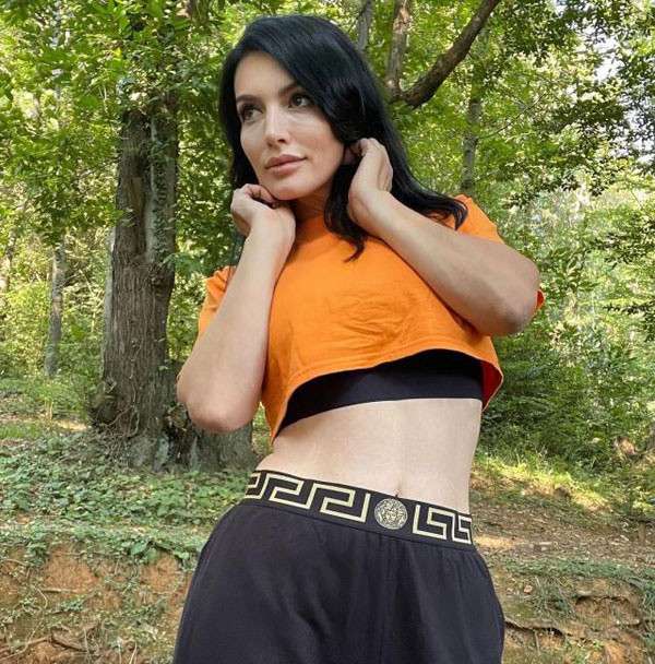 Havva Öztel ünlü olmak için ne yapacağını şaşırdı! Yukarı kadar kaldırıp poz verdi "kızından utan" - Resim: 3