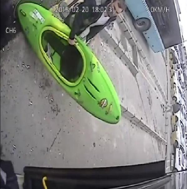 Sabiha Gökçen'de akılalmaz 'kano' kavgası! - Resim: 3