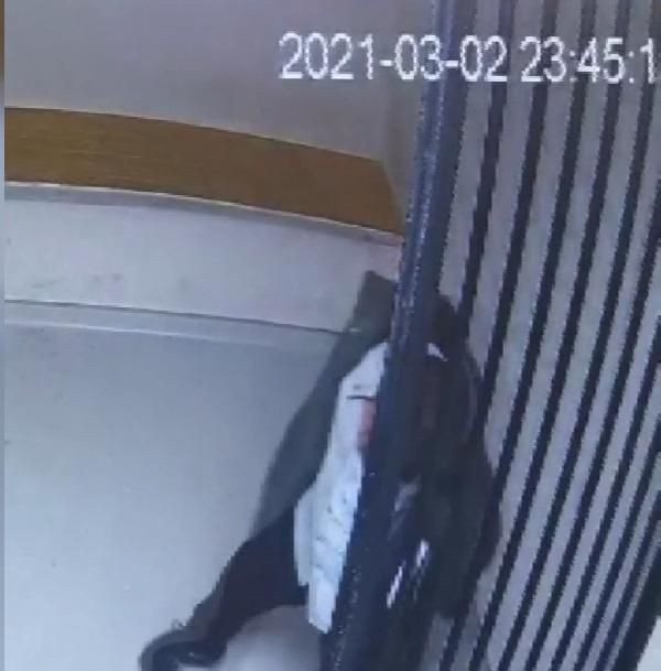 İstanbul'da 'polis dövdü' dedi nezarethane görüntüleri foyasını ortaya çıkardı - Resim: 4