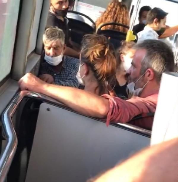 İstanbul'da otobüste hakaretlerle tokatladı kimse müdahale etmedi - Resim: 4