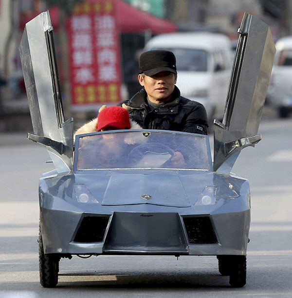 Çinli dededen torununa minik Lamborghini! - Resim: 1