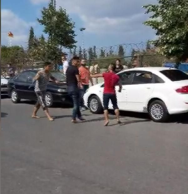 Tuzla'da kurban pazarında bıçaklı kavga: Yaralılar var - Resim: 2