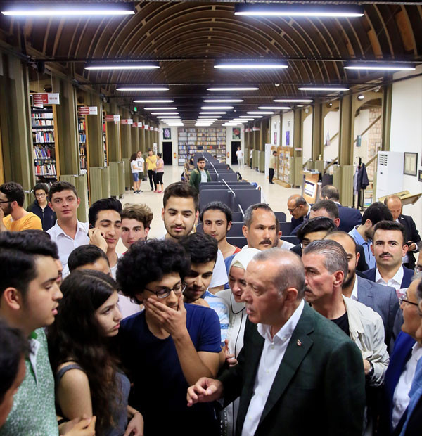 Erdoğan: 'Ben kıraathane diyorum o kumarhane diyor...' - Resim: 2