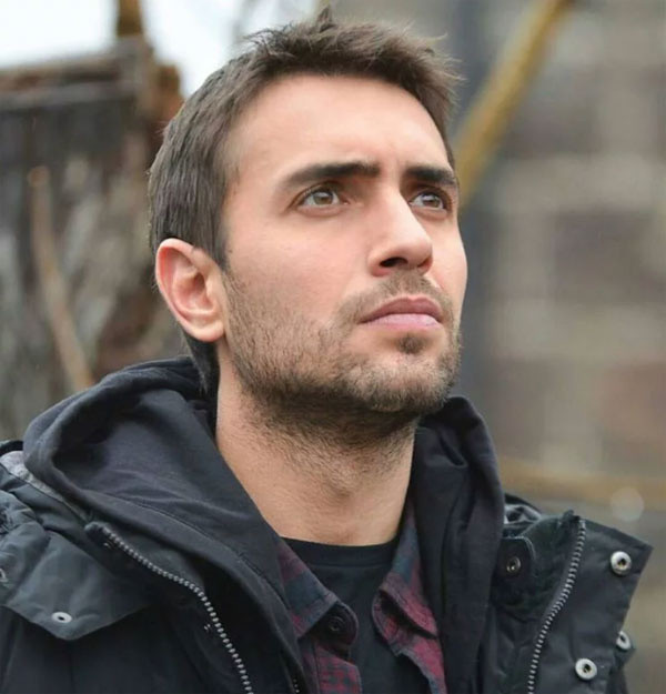 Sen Anlat Karadeniz'in Tahir'inden yeni dizi müjdesi! Ulaş Tuna Astepe'nin rolü çok şaşırtacak - Resim: 0