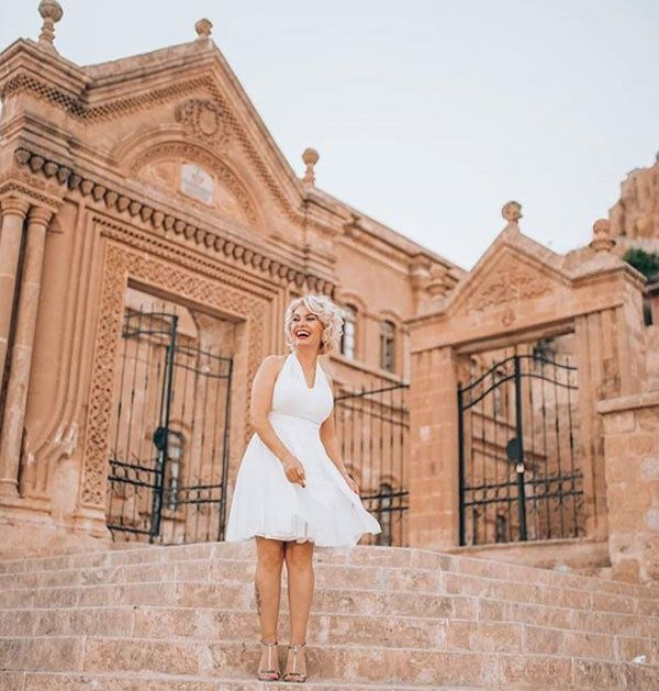 Mardinli Marilyn Monroe iyilik yaptı kötülük buldu! Dilendirilen küçük kızın ailesi saldırdı - Resim: 1