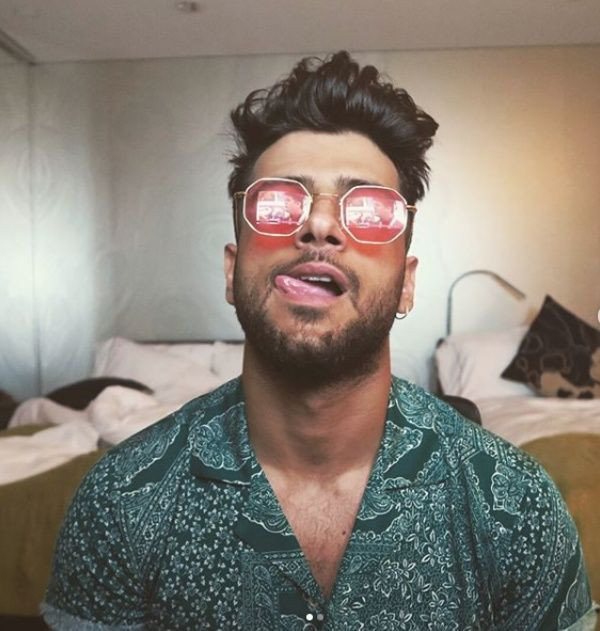 Yeni bir iddia ortaya atıldı! Reynmen, Cem Yılmaz'ı yönetmiş - Resim: 1