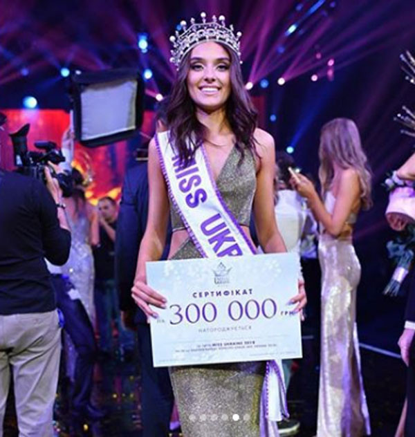 Kraliçenin çocuğu ortaya çıktı! Tacı da ödülü de geri vermiyor... - Resim: 4