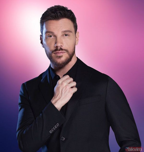 Sinan Akçıl konserde "Enerjim kalmadı" dediğine pişman oldu! Bakın sahneye ne fırlattılar! - Resim: 3