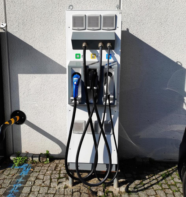 Elektrikli araç şarj istasyonları artıyor! 2030 yıllında... - Resim: 0