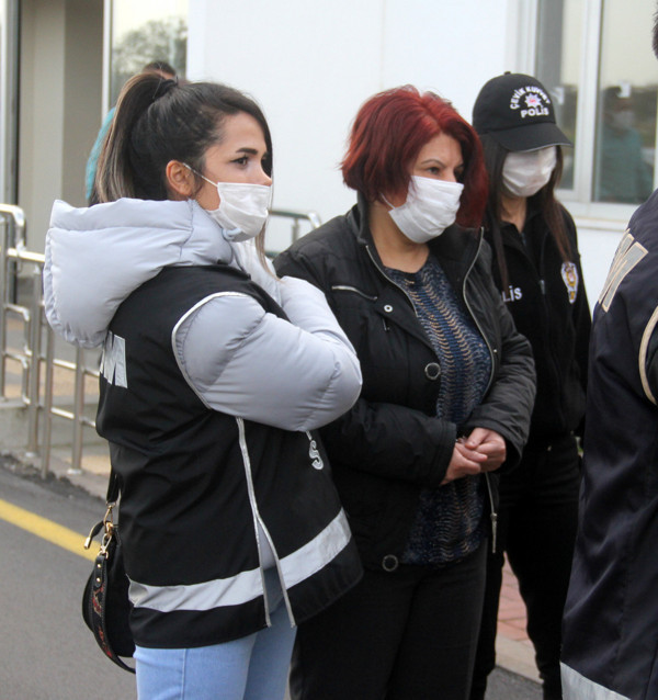 Adana'da insanları ağlarına düşürüp kabusu yaşattılar! Kazançları şok etti - Resim: 0