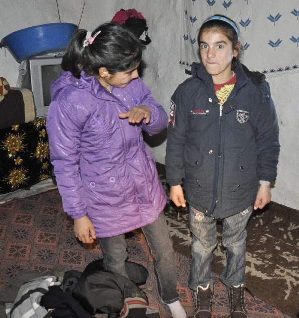 Terlikli kızın artık botu var - Resim: 2