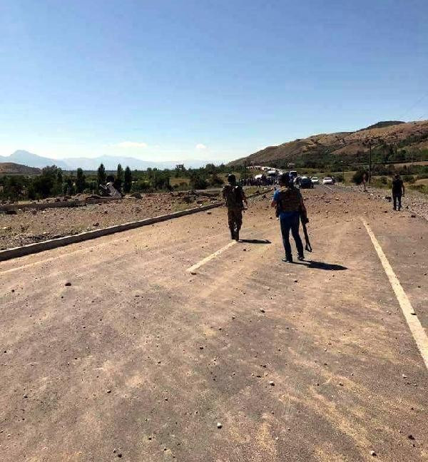 Askeri araca hain tuzak yaralılar var - Resim: 4