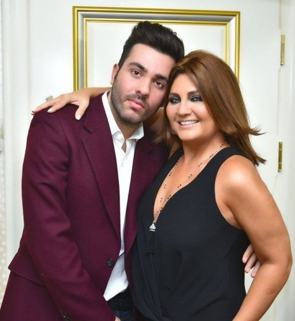 Sibel Can'ın oğlu Engincan Ural bir otele 2 kadınla birden girerken yakalandı - Resim: 1