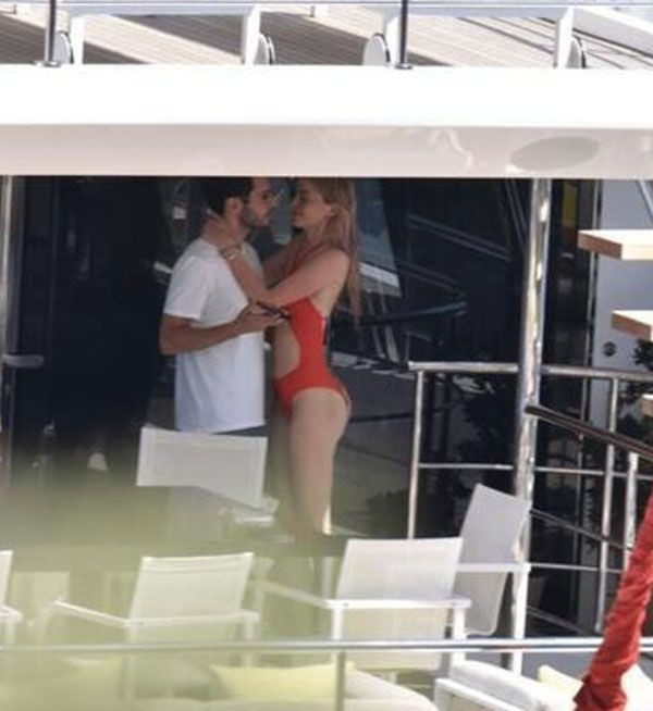 Hakan Sabancı çapkınlığı hız kesmeden devam ediyor! Yeni aşkı Cece'yle tatilde yakalandı - Resim: 4