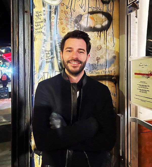 Hakan Sabancı çapkınlığı hız kesmeden devam ediyor! Yeni aşkı Cece'yle tatilde yakalandı - Resim: 1