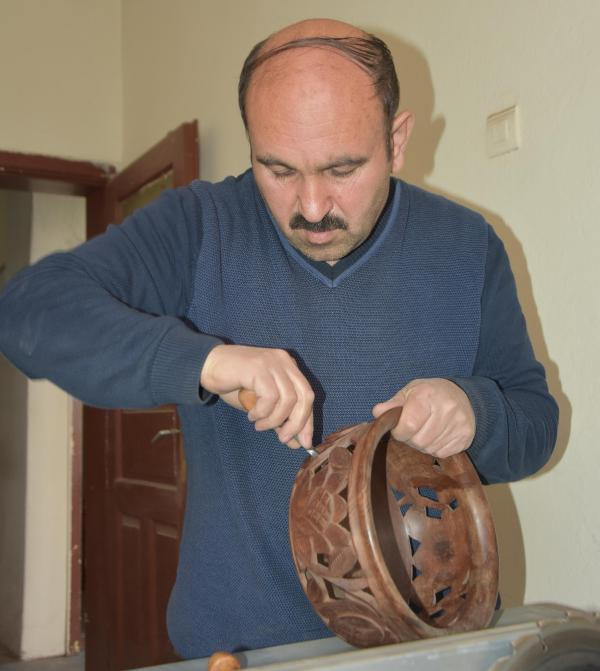 Bitlis'te boynuz ve kemikten yapıyor görenler inanamadı! Özel sipariş alıyor - Resim: 2