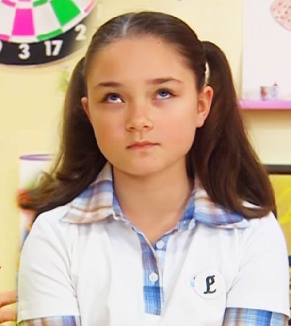 Bez Bebek dizisinin Özge'siydi! Sinem Kasapoğlu büyüdü genç kız oldu, son haliyle kendine hayran bıraktı - Resim: 4