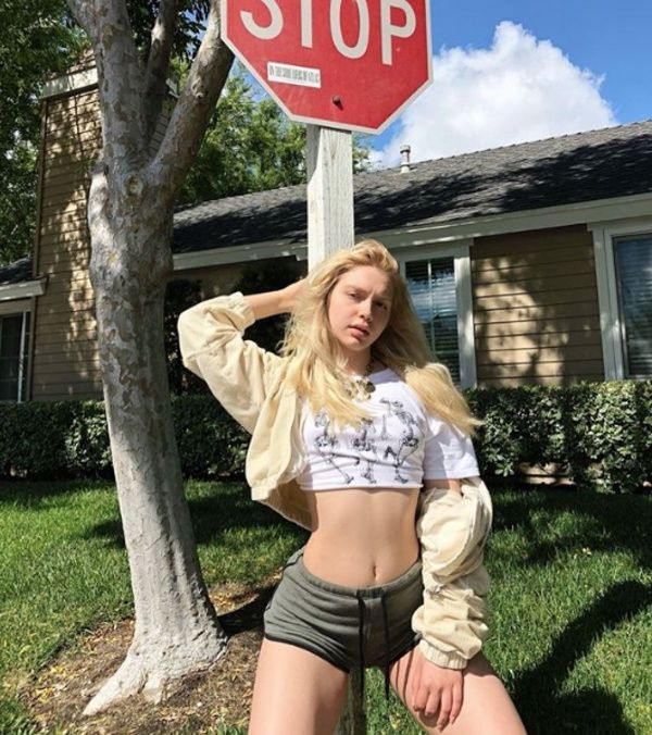 Aleyna Tilki Kuşadası'nı salladı! Konsere tekne ile geldi - Resim: 4