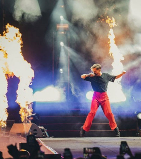 Zafer Bayramında sahne almıştı! Kenan Doğulu'nun konser kazancı dudak uçuklattı - Resim: 1