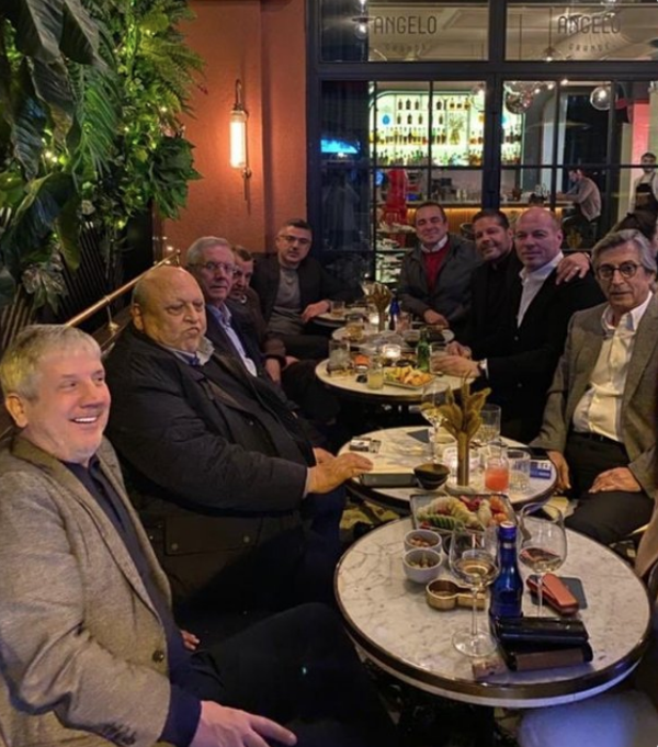 Aziz Yıldırım ve eski yöneticiler bir arada - Resim: 0