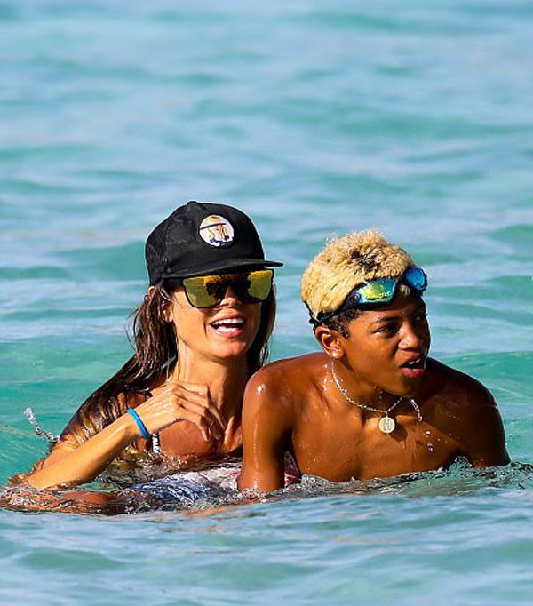 Oğluyla öpüştü ortalık yıkıldı - Resim: 3