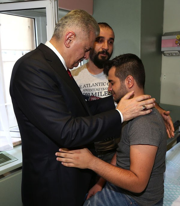 Başbakan Elazığ'da gözyaşlarını tutamadı! - Resim: 2