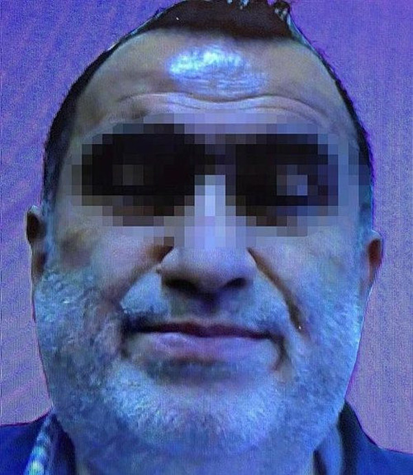 İstanbul'da hayrete düşüren yöntemle kiliseyi satışa çıkardı! 118 adet... - Resim: 0