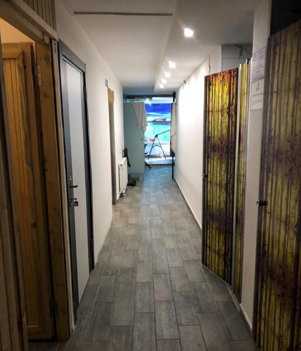 Tekirdağ'da masaj salonlarına polis baskını! 6 kadın gözaltına alındı - Resim: 0