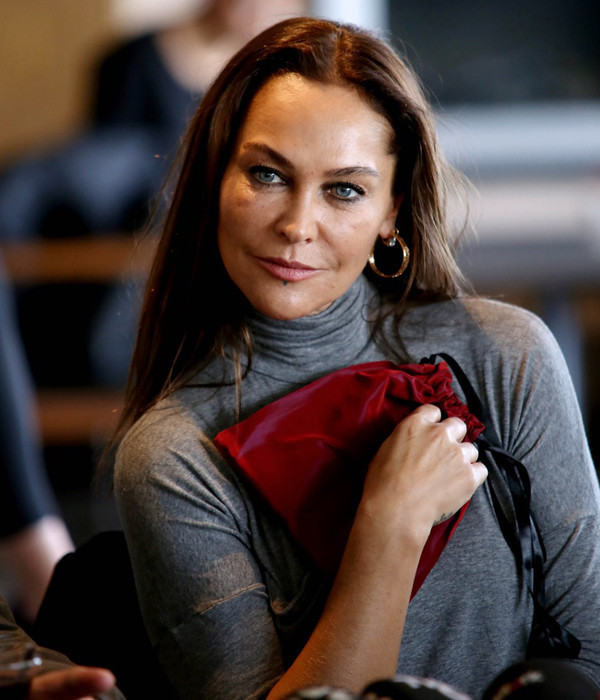 Hülya Avşar'dan milli ve yerli duruş! - Resim: 1