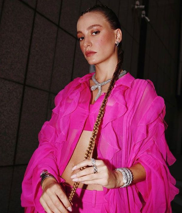 Efsane ikili filmden sonra dizide de birlikte rol alacaklar! Kral Kaybederse için Beren Saat'e teklif gitti - Resim: 4