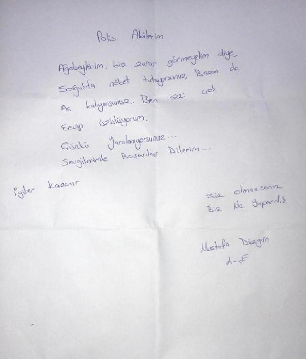 Mersin'de şaşırtan anlar! Elinde kağıtla gelip polise verip gitti - Resim: 0