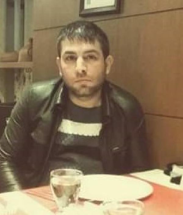 İstanbul'da kız arkadaşını sokakta dövüp defalarca bıçakladı! Çığlıkları duyanlar koştu - Resim: 1