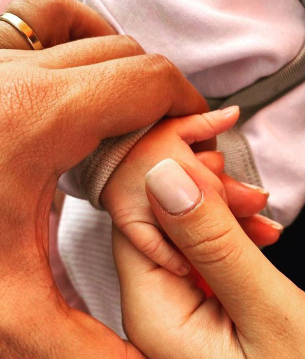 Bücür Cadı büyüdü bir de anne oldu! O hallerini gören nostalji yaşıyor "bu ne güzellik" - Resim: 3