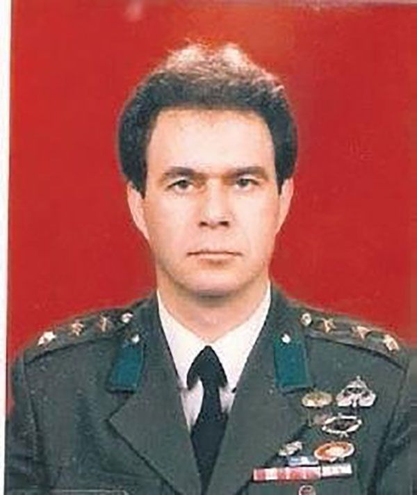 Necip Hablemitoğlu'nun katili şarkıcı Çelik'in şeyhi İhsan Güven'i de öldürmüş! İkisini de sol gözünden vurmuş - Resim: 3