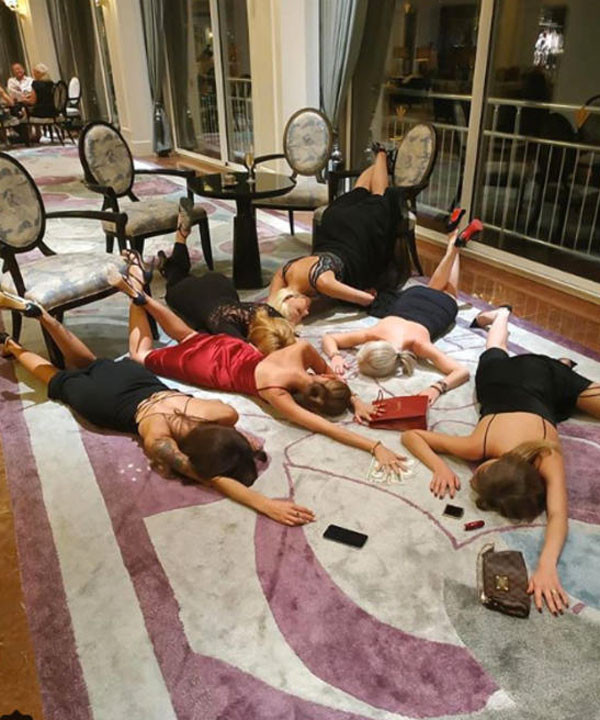 Rusya'dan geldiler kendilerini yerden yere attılar! Neler oluyor?.. - Resim: 3