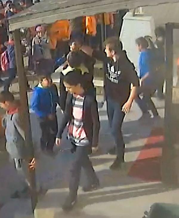 Okulda inanılmaz olay! 'Hişştt kız gel buraya' diye çağırdı ve... - Resim: 1