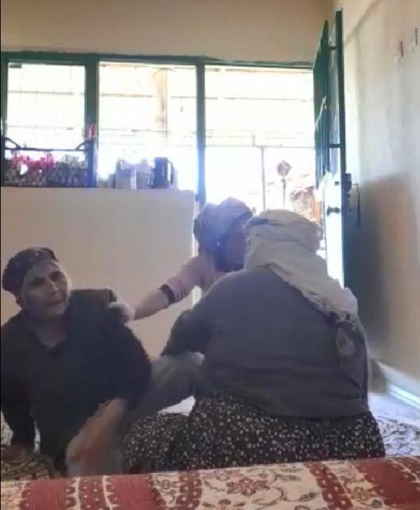 Manisa'da mezar açtıran olay! Kaynanasını döven gelinin görüntüleri çıktı - Resim: 4