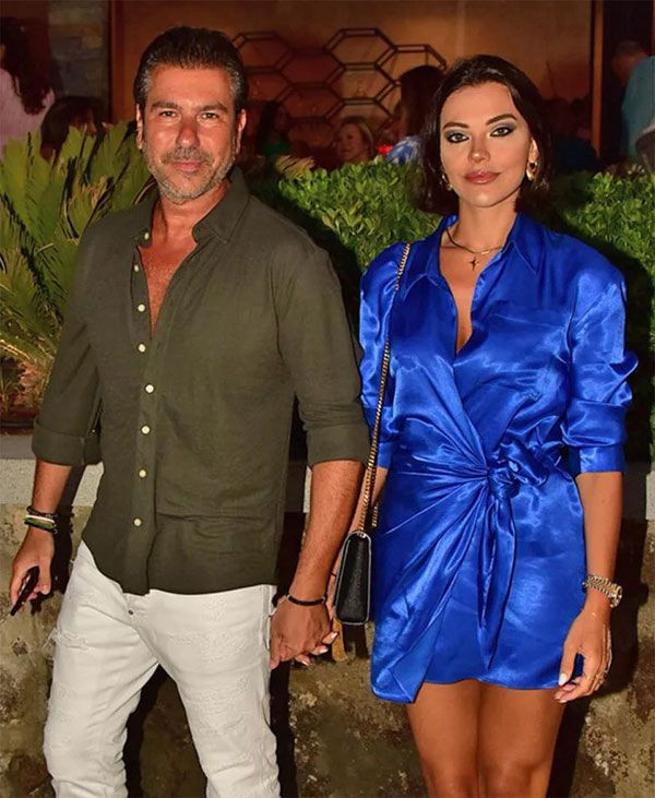 Çağla Şikel'in aşk mesajlarını eski eş ifşa etti! Çağla Şikel'in İzzet Antebi'ye gönderdiği fotoğraflar olay - Resim: 2