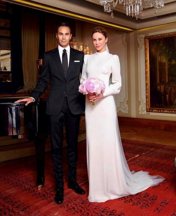 Cenk Küpeli Demet Şener evliliği bitti ama damatlık krizi bitmedi tazminat davası - Resim: 1