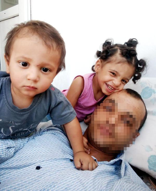 Tartıştığı eşini sokak ortasında, 10 bıçak darbesiyle öldürdü - Resim: 0