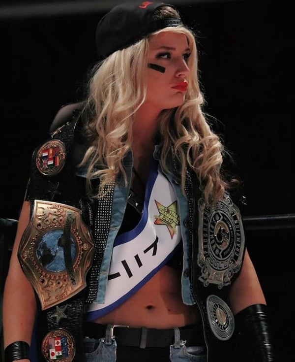 Çıplak fotoğrafları ortalığa yayıldı bakın nasıl tedbir aldı - Resim: 2