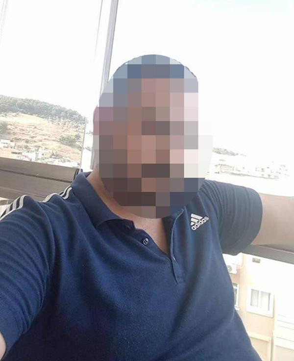 14 yıllık eşini önce soydu sonra oklavayla işkence etti - Resim: 1