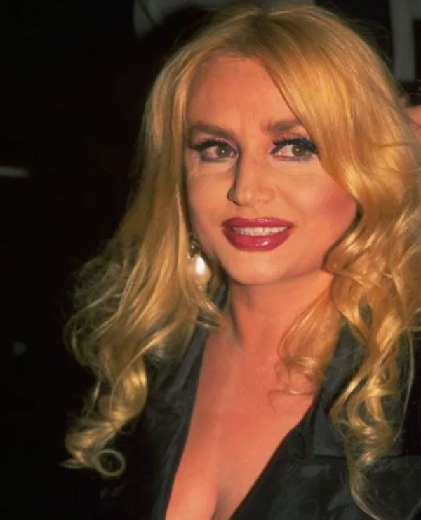 Türkiye'nin Afrodit'i Banu Alkan 3 aylık sevgilisiyle evleniyor! - Resim: 2