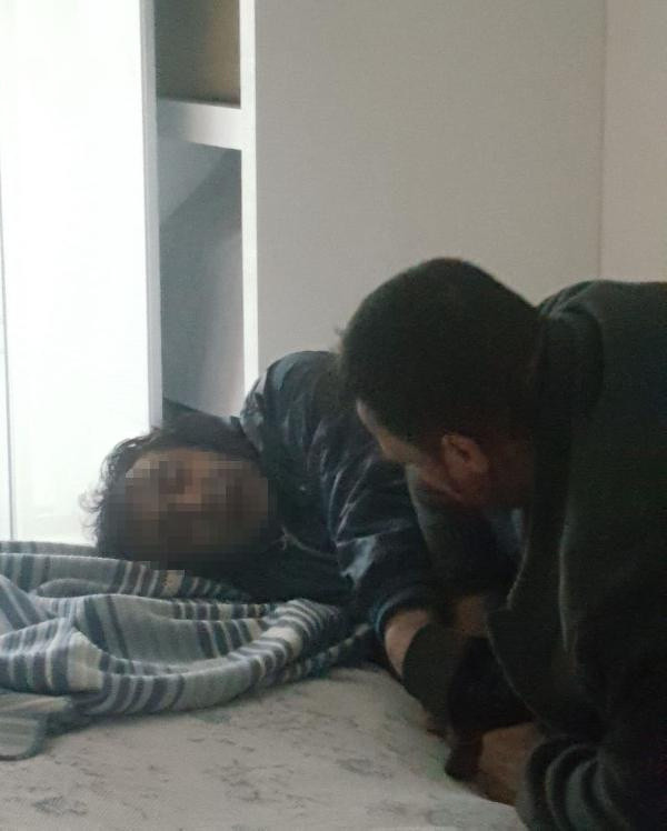 Çay ısmarladıktan bir gün sonra kask takıp dehşet yaşattı - Resim: 1