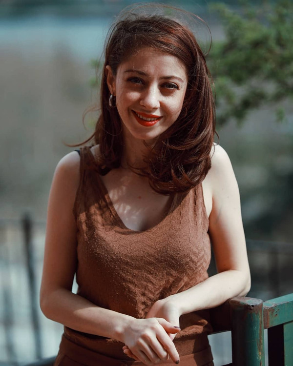 'Evde yarı çıplak oturuyor' şikayetiyle şok oldu! Gazeteci Büşra Cebeci yaşadığı tacizi anlattı - Resim: 2