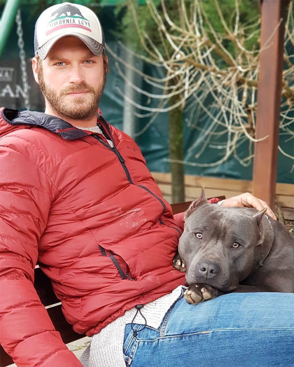 Kıvanç Tatlıtuğ köpeklerinin kulağını mı kesti ateş püskürdü - Resim: 2