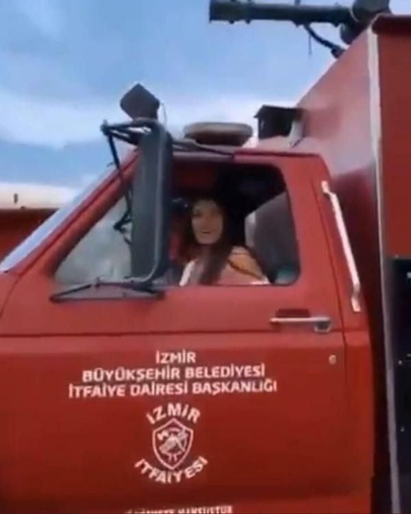 İlk açıklama geldi! İzmir'de itfaiyedeki rezaleti bakın nasıl savundular: Sabah uyanınca... - Resim: 1