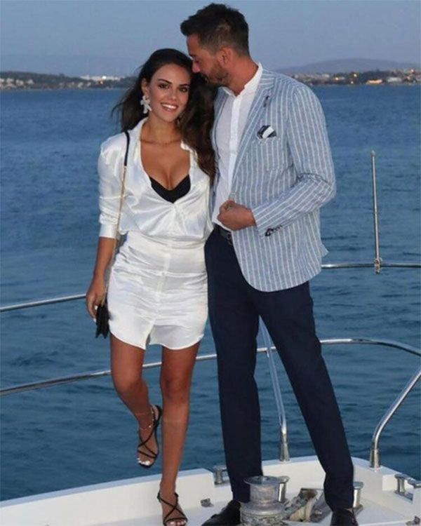 3 Kız Kardeş'in Türkan'ı Özgü Kaya'nın eski aşkı Burak Serdar Şanal ihanet iddialarına yanıt verdi! - Resim: 4