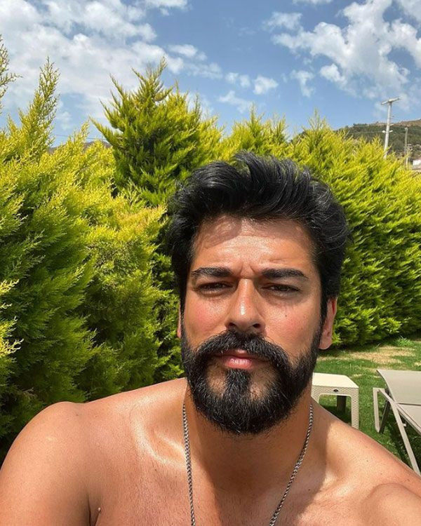 Burak Özçivit'te o kervana katıldı! Yeni tutkusu "Sende mi Burak" dedirtti - Resim: 3