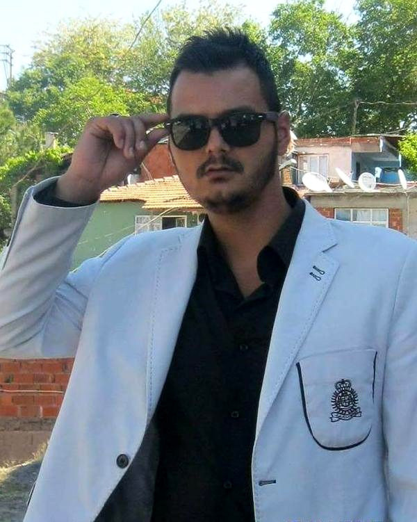 Roman ailelerin silahlı kavgası kanlı bitti: Ölü ve yaralılar var - Resim: 0